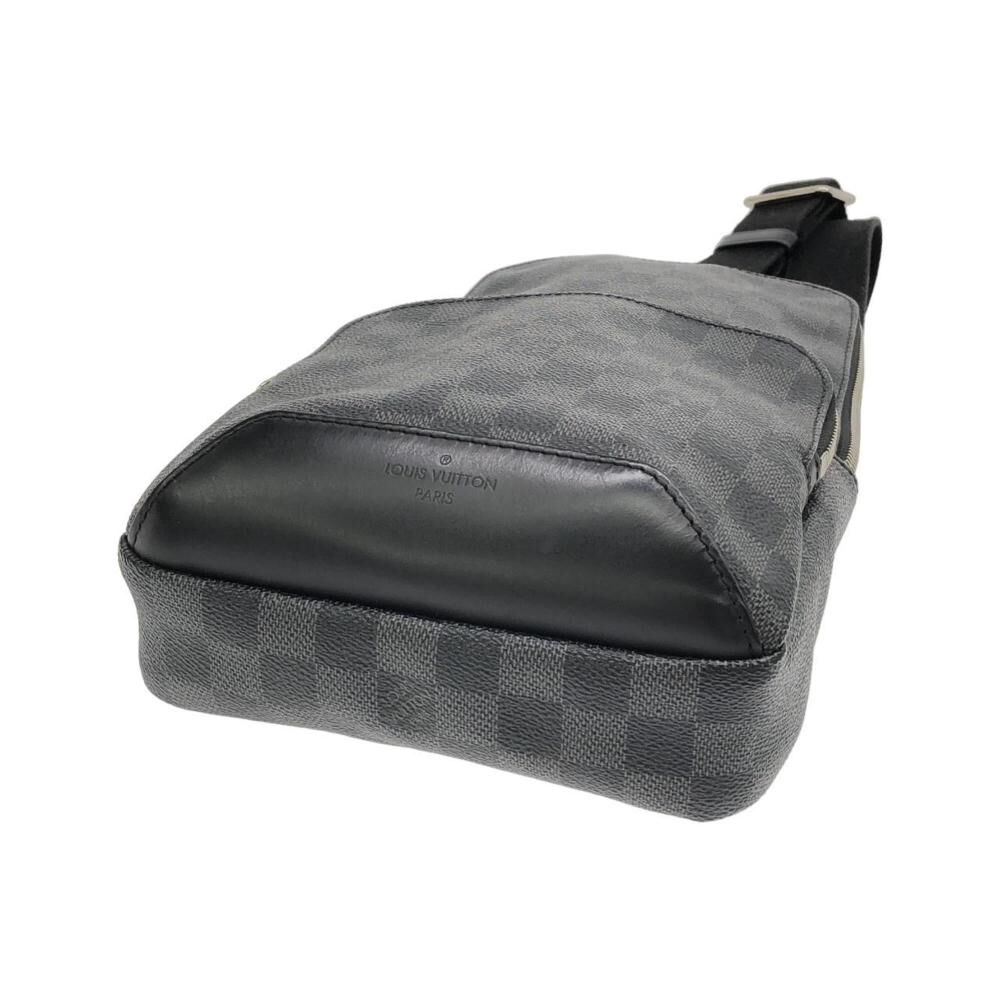 Louis Vuitton Shoulder Bags