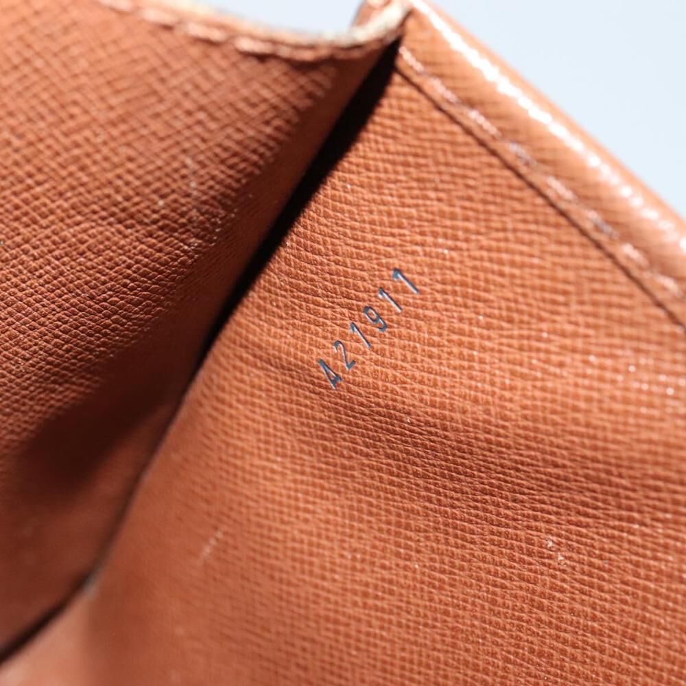 Louis Vuitton Shoulder Bags