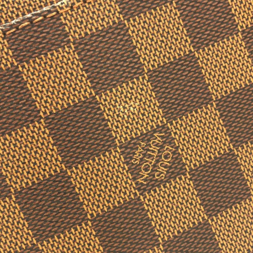 Louis Vuitton Trevi