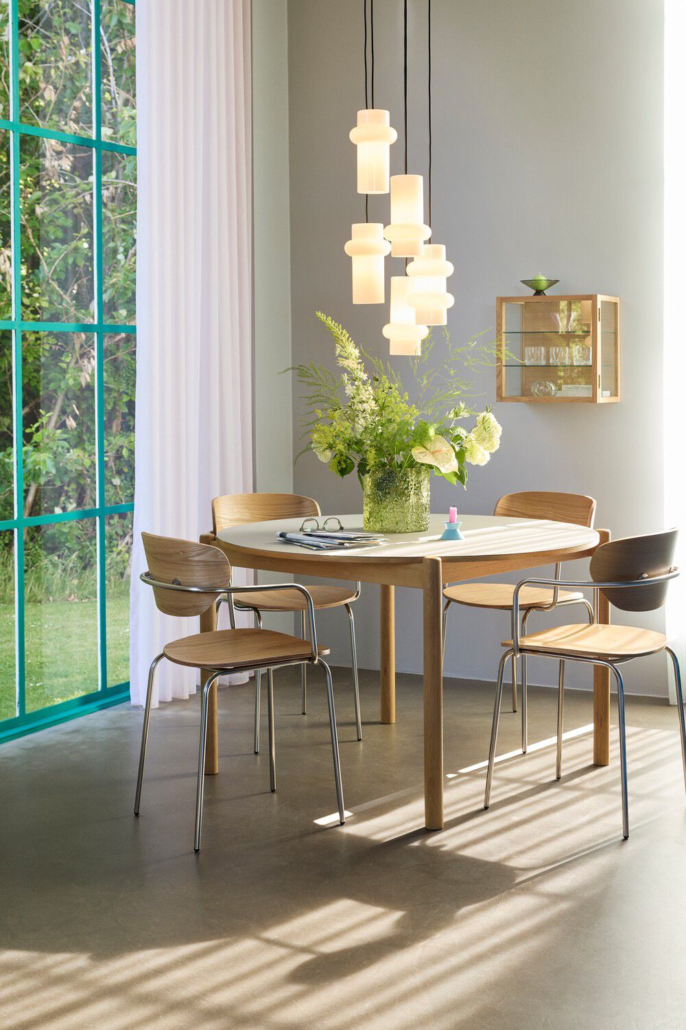 Pilule Pendant Down Matt White