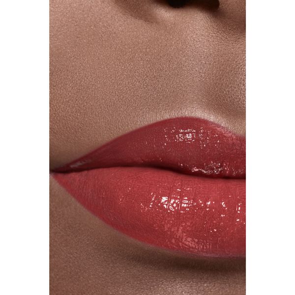 Hydrating Beautifying Tinted Lip Balm Buildable Colour