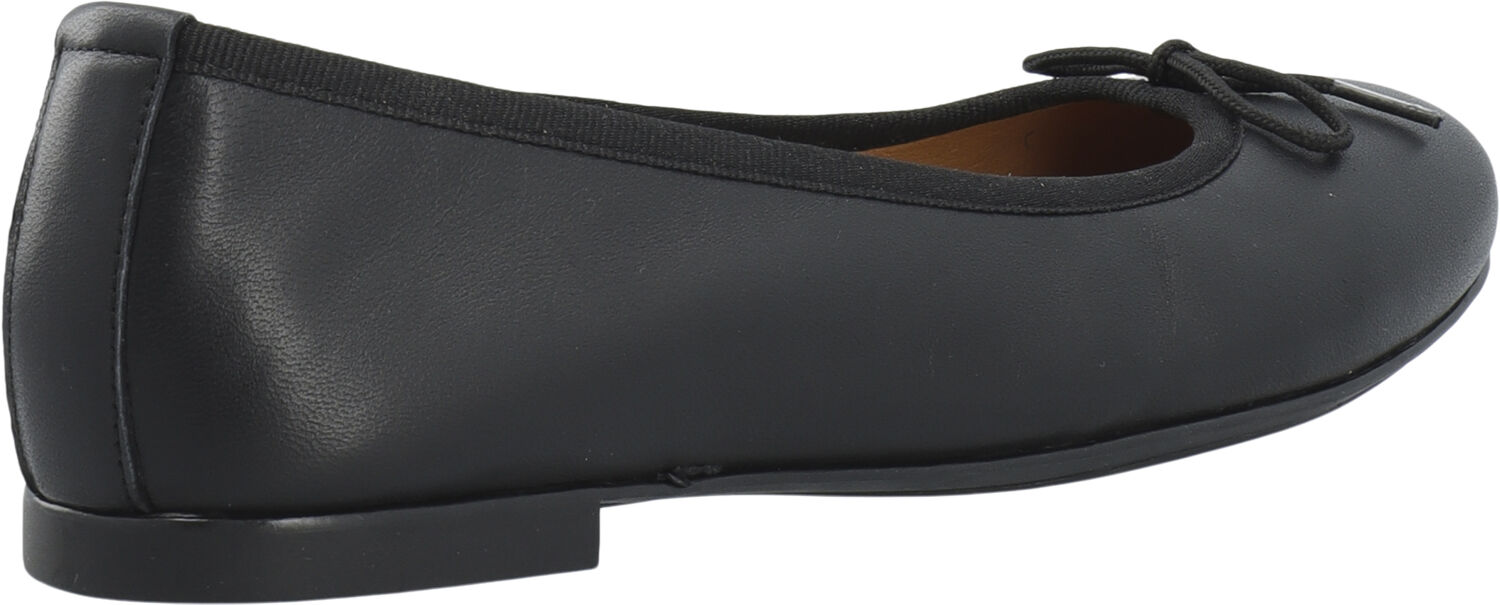 CASELVIRA Ballerina Metallic Leather