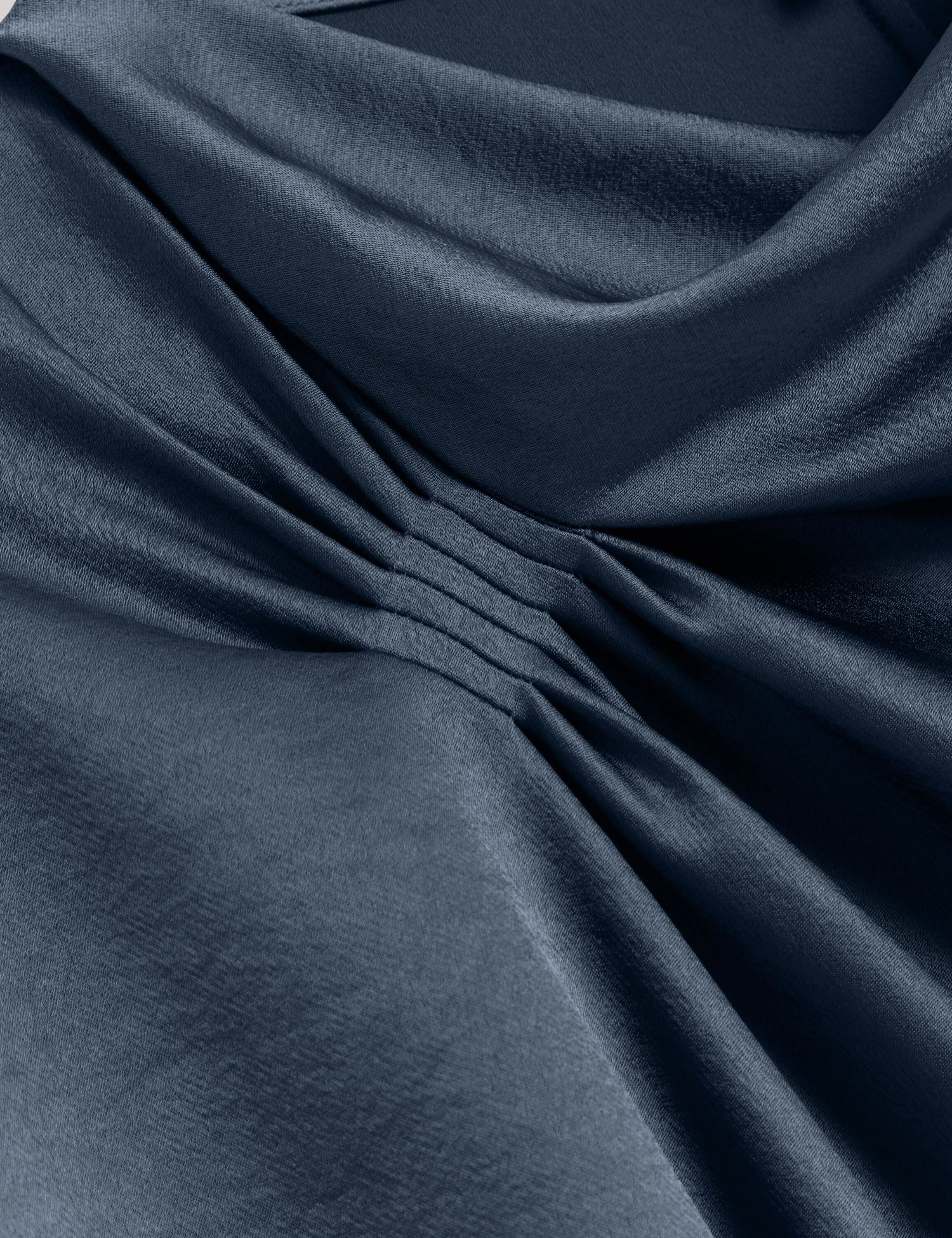 CAMMILO Short Sleeve Draped Neck to