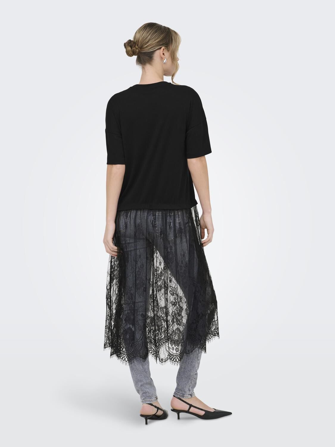 ONLTAHLIA S/S LACE DRESS TOP JRS