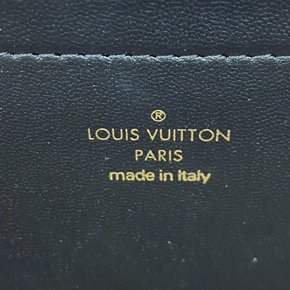 Louis Vuitton Coussin