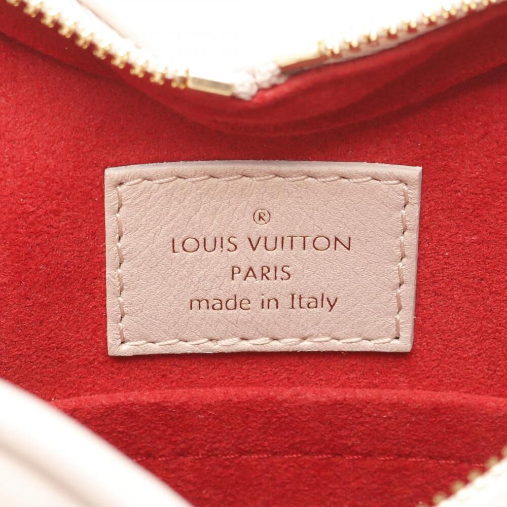 Louis Vuitton Shoulder Bags