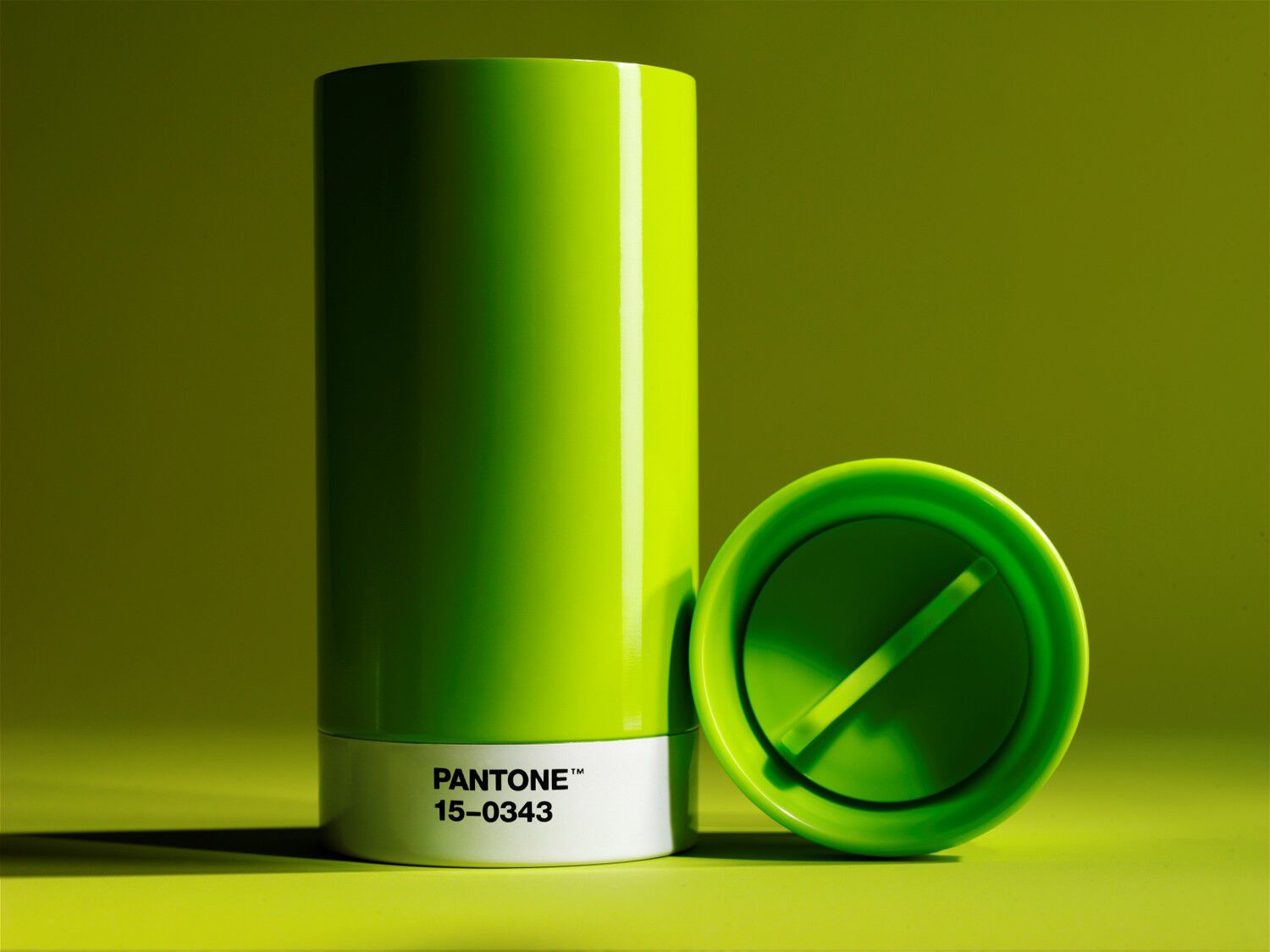 Pantone TO GO CUP Orange 021