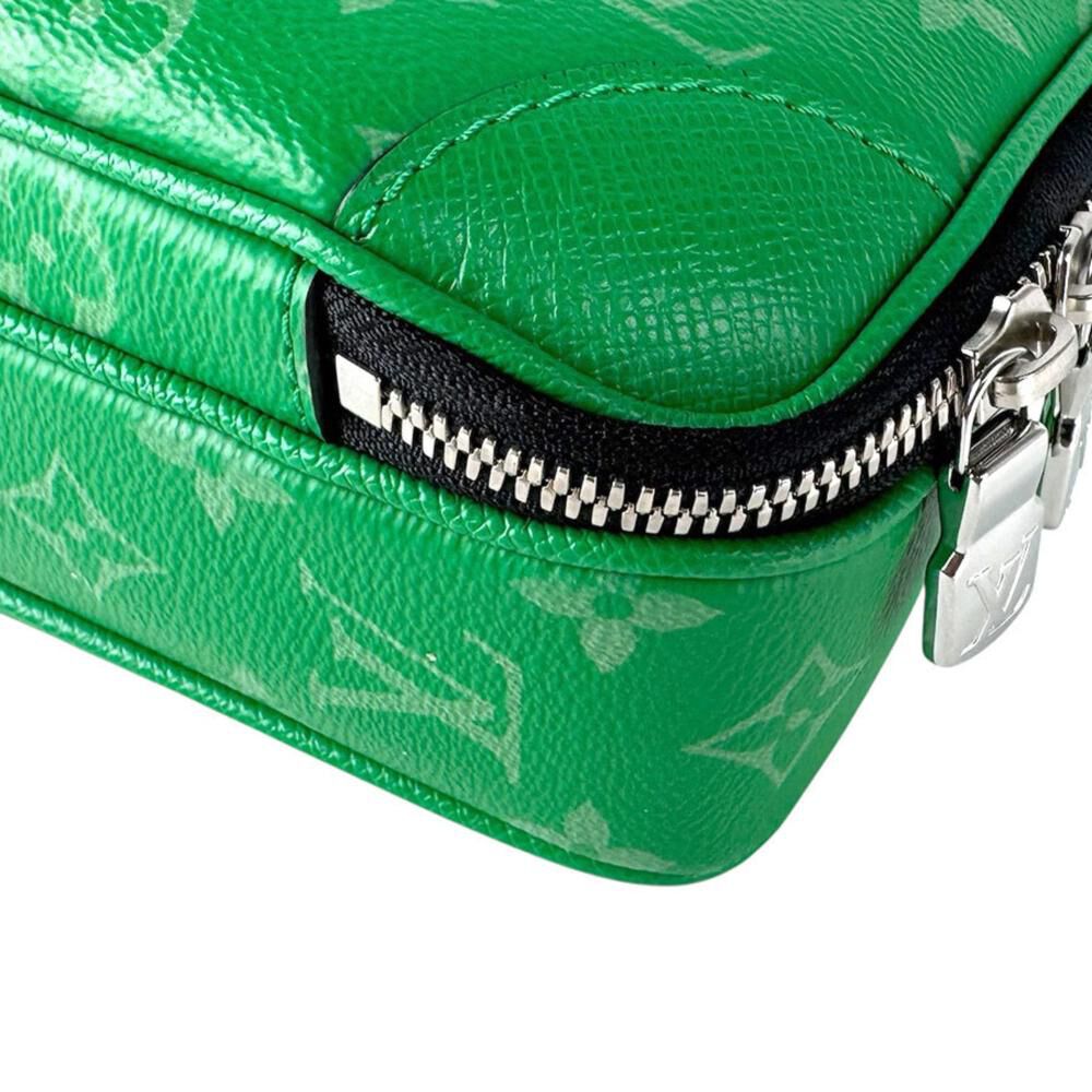 Louis Vuitton Shoulder Bags