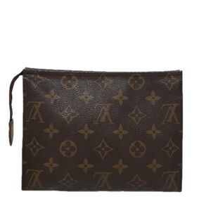 Louis Vuitton Poche Toilette