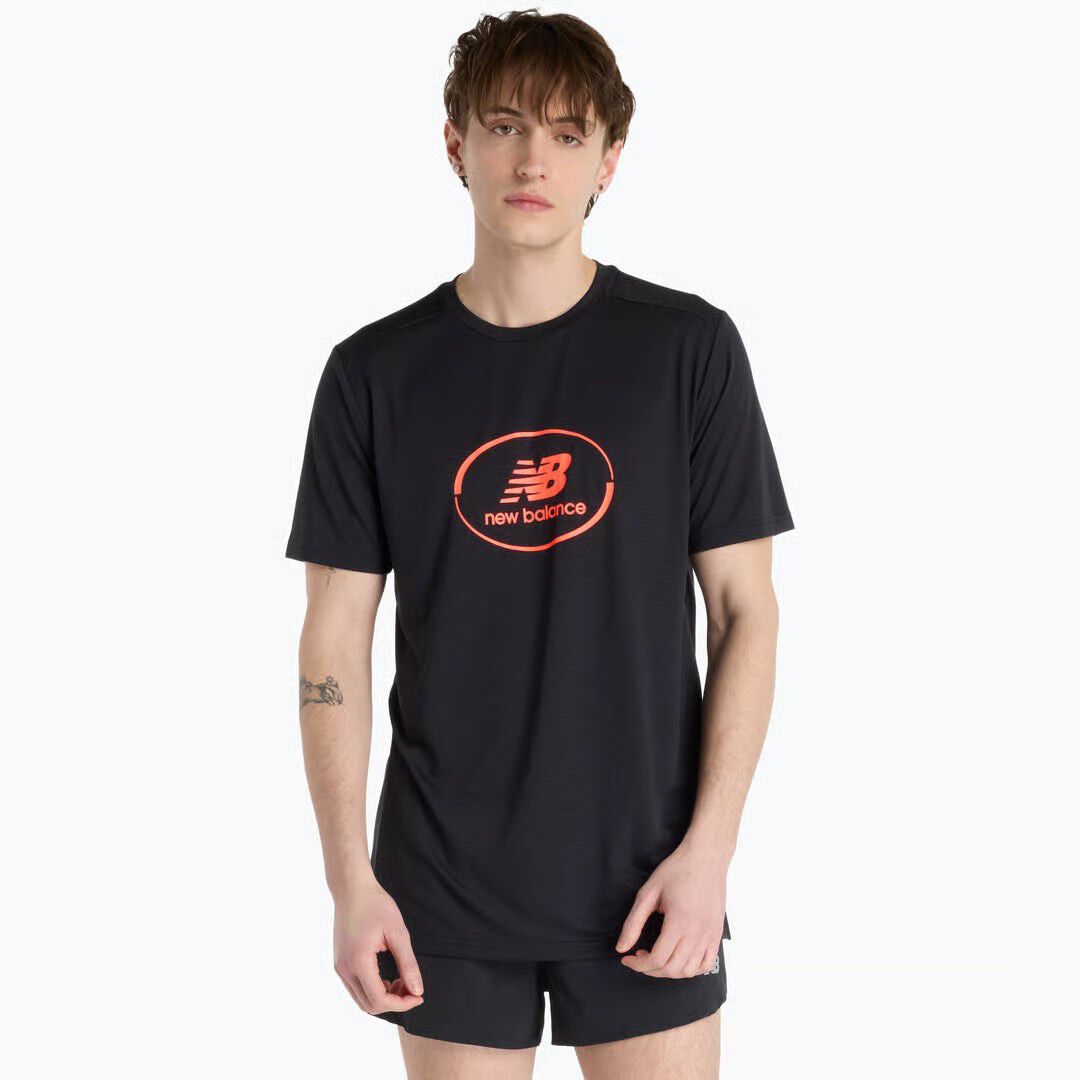 Essentials Graphic L&oslash;be T-shirt