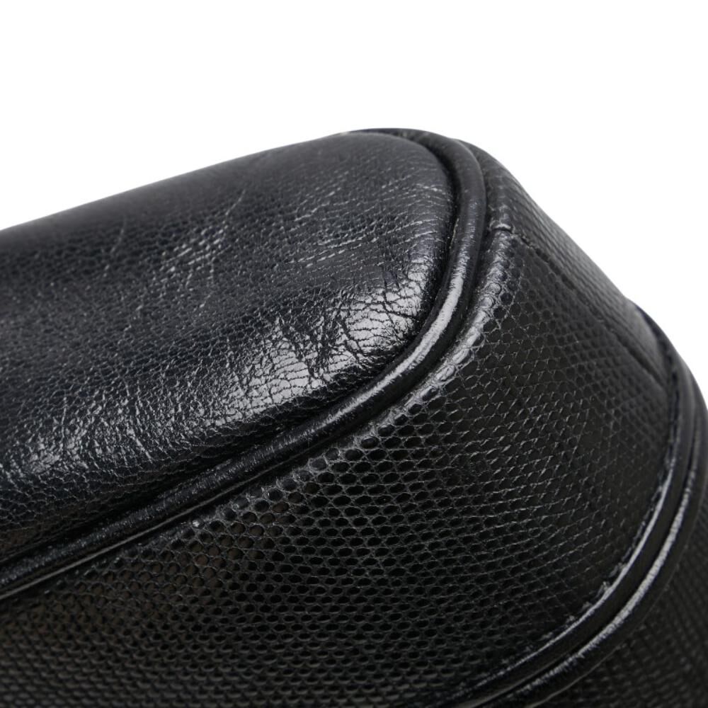 Yves Saint Laurent Shoulder Bag