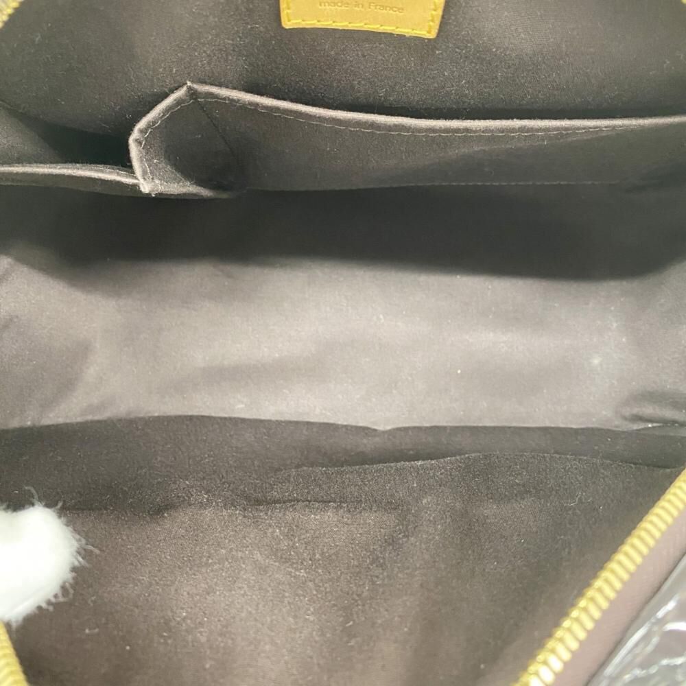 Louis Vuitton Summit Drive