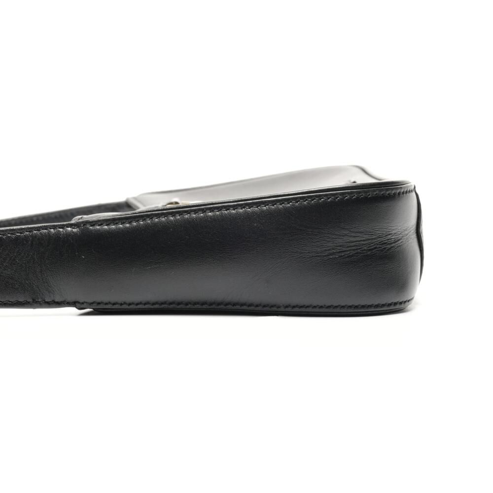 Yves Saint Laurent Shoulder Bag