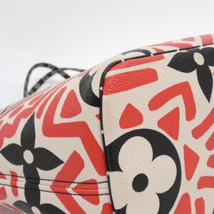 Louis Vuitton Neverfull