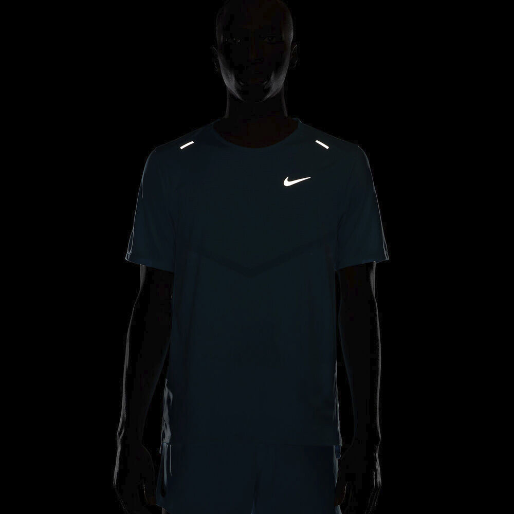 Dri-FIT Rise 365 l&oslash;be T-shirt