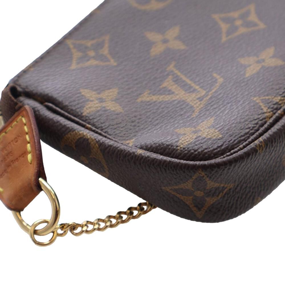 Louis Vuitton Pochette Accessoires