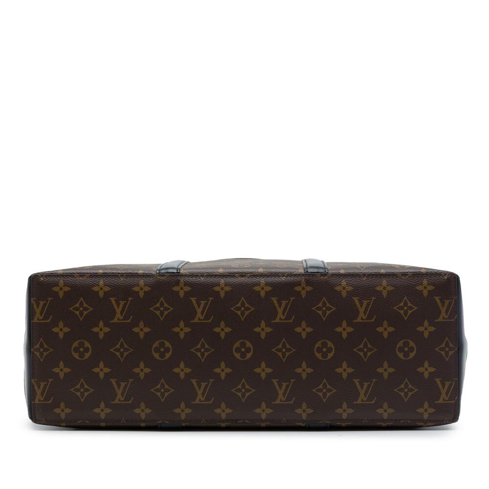 Louis Vuitton Tote