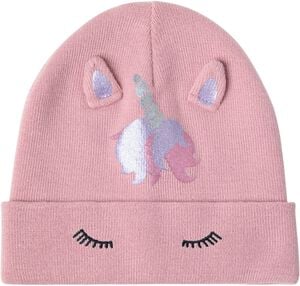 Beanie with a unicorn motif and sew