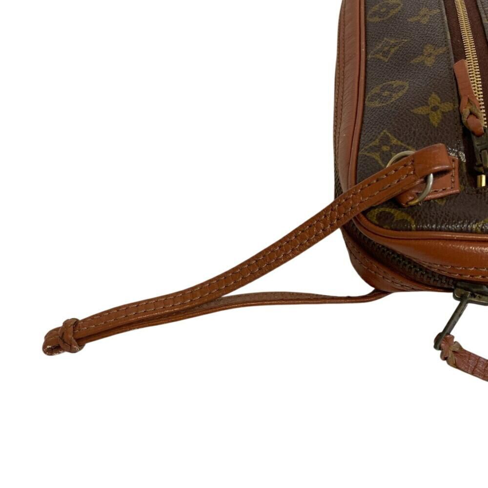 Louis Vuitton Clutch