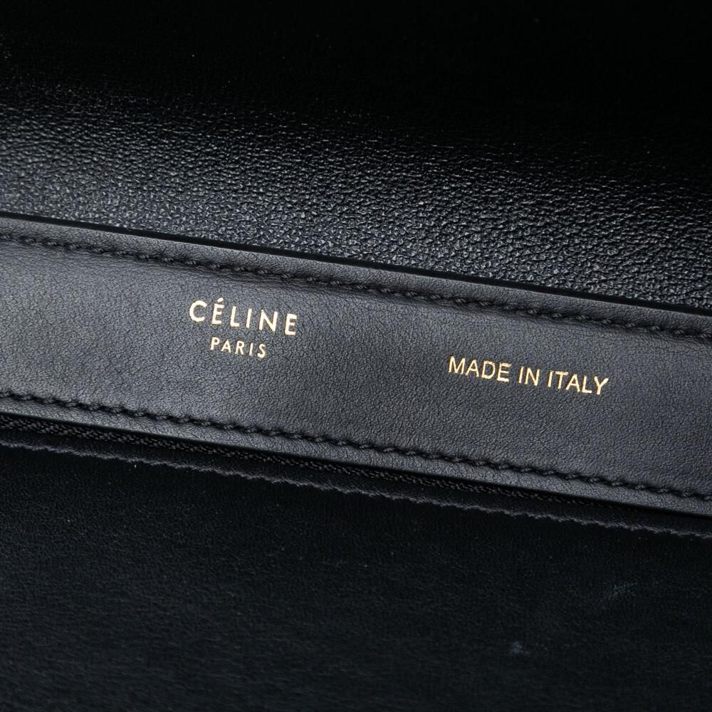 C&eacute;line Trapeze