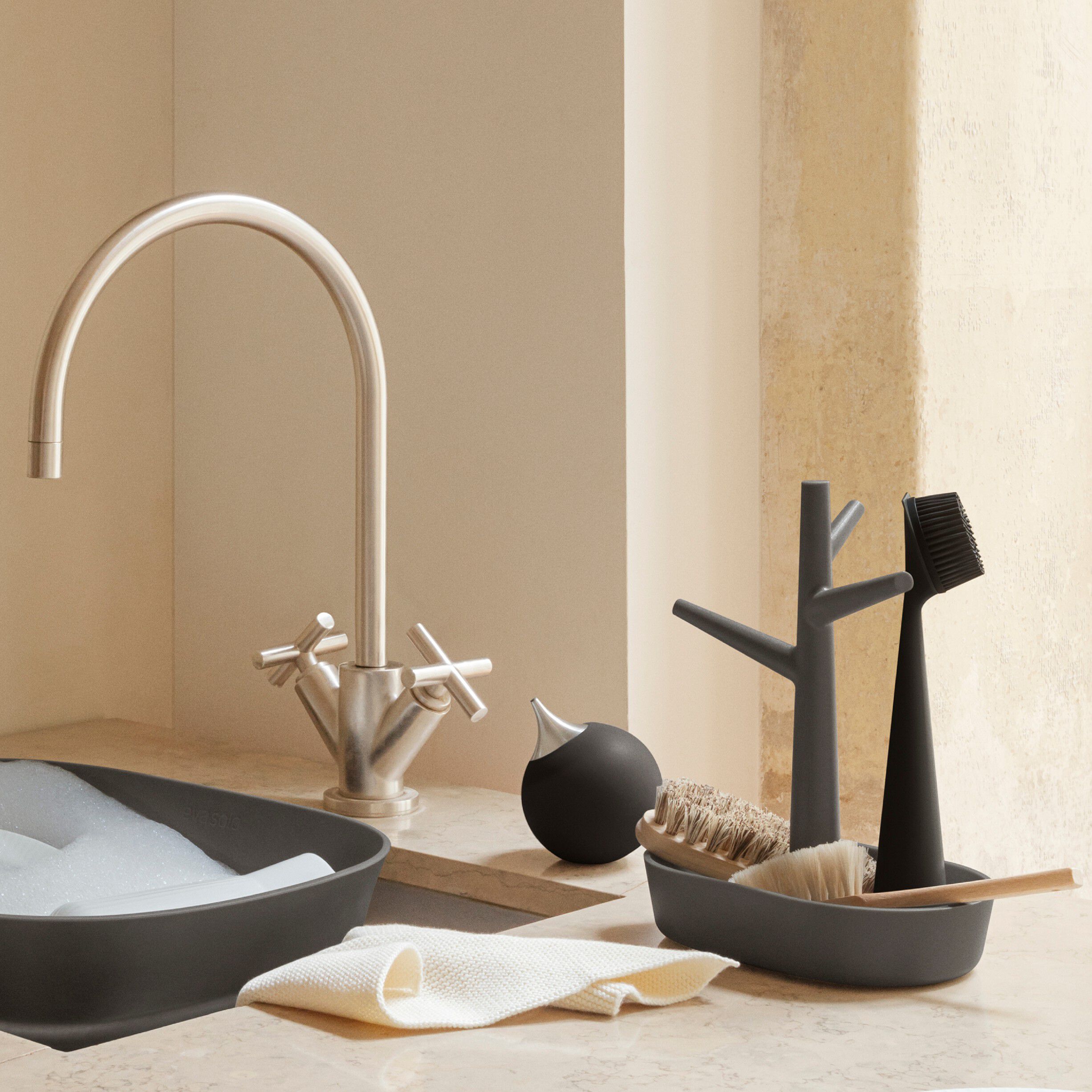 S&aelig;bedispenser black