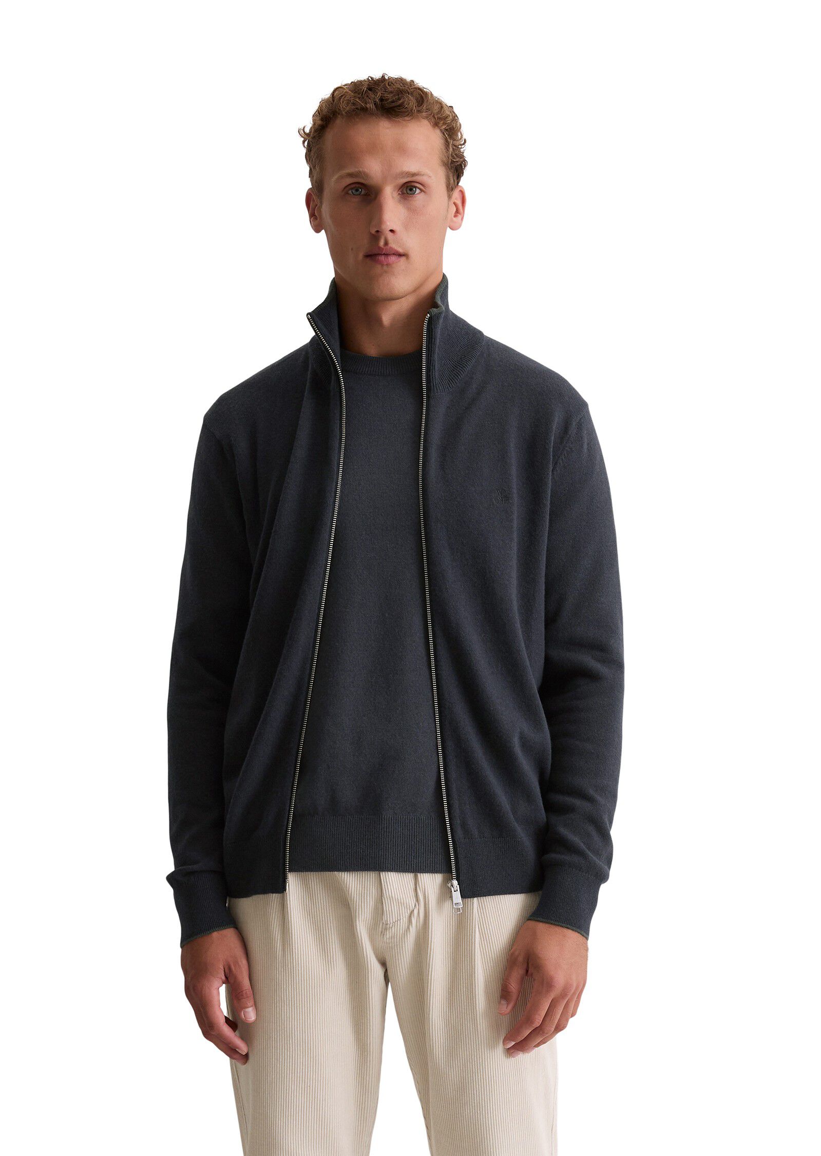 Zipped cardigan with stand up colla