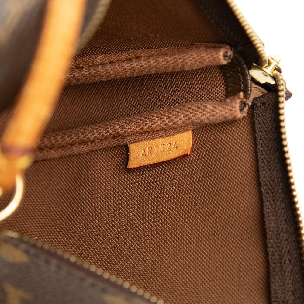 Louis Vuitton Pochette Accessoires