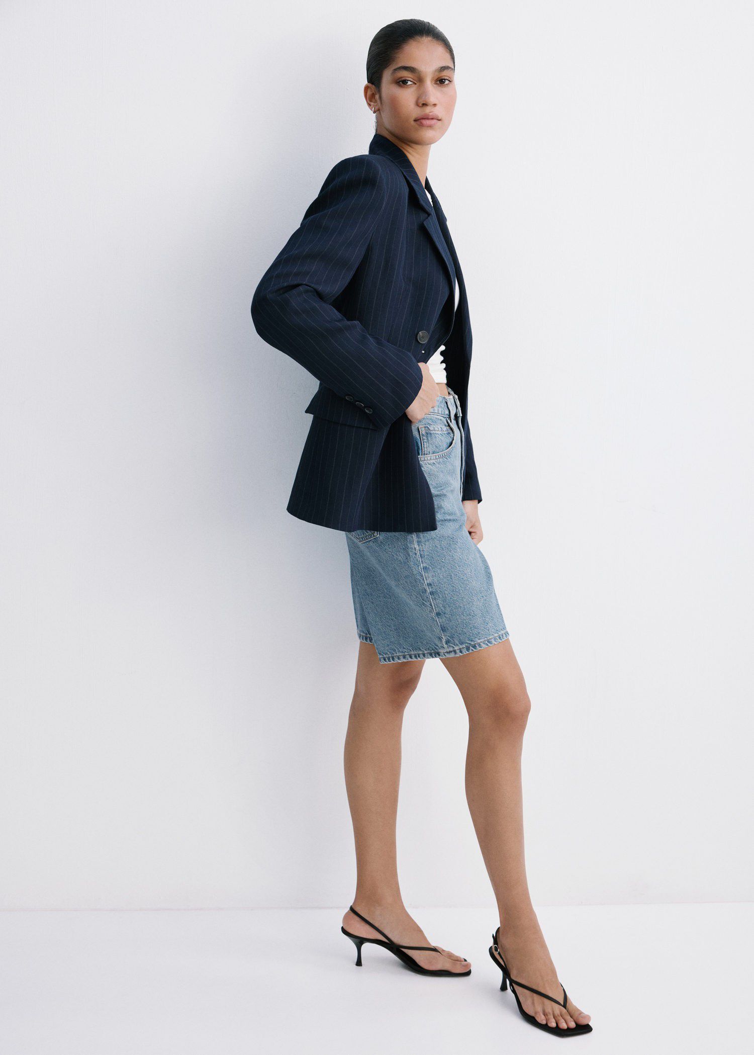 High-waist straight-fit denim short