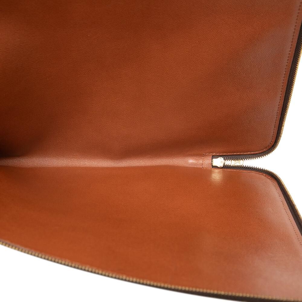 Louis Vuitton Poche Documents