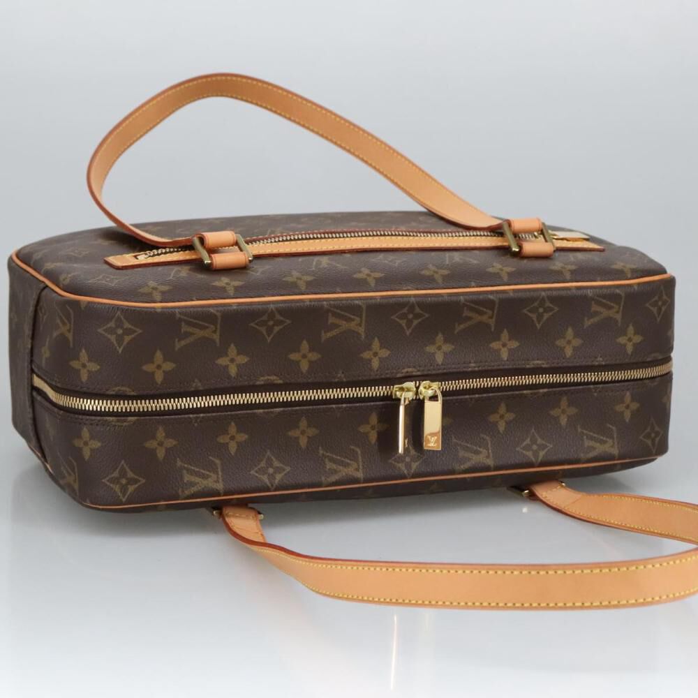 Louis Vuitton Cite