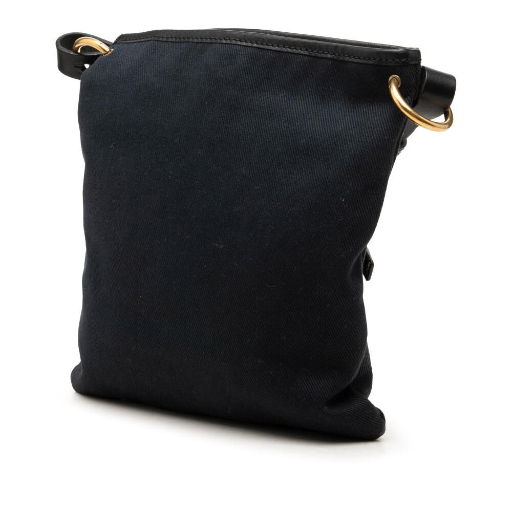 Crossbody tasker