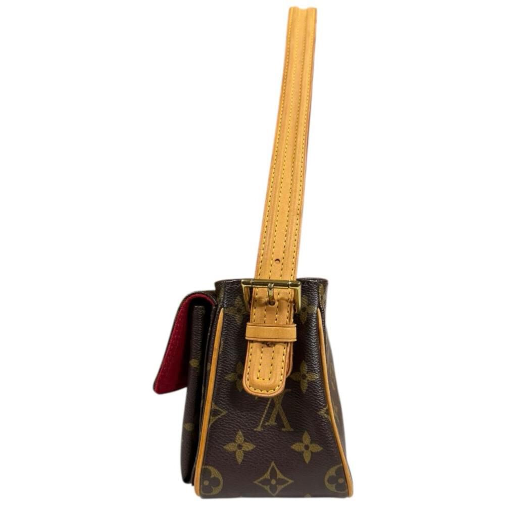 Louis Vuitton Shoulder Bags