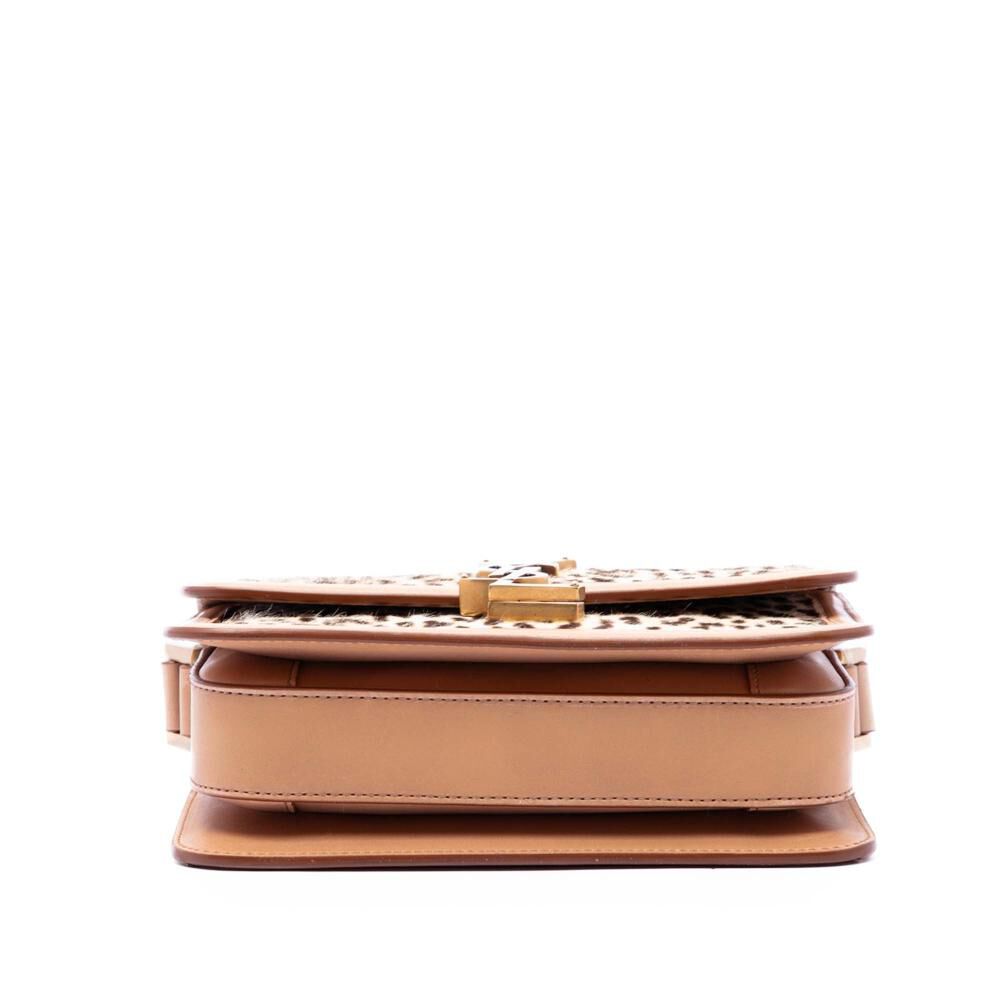 Yves Saint Laurent Shoulder Bag