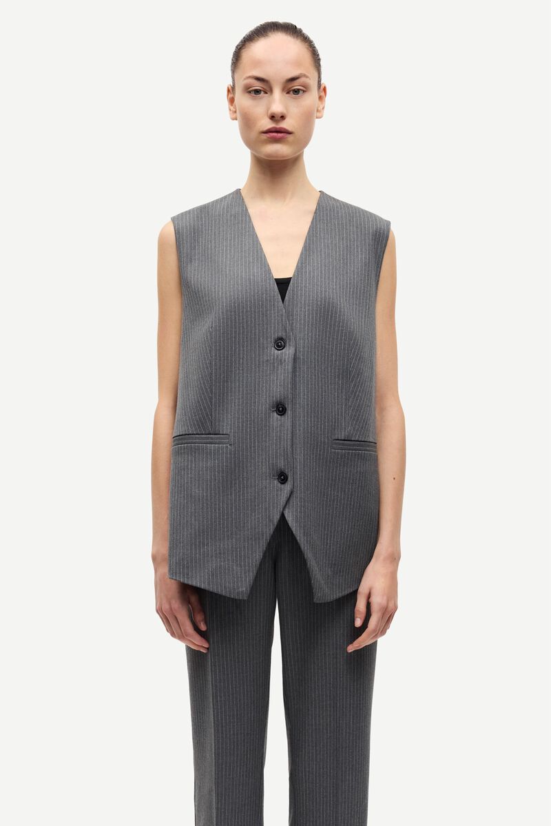 Saleni Vest