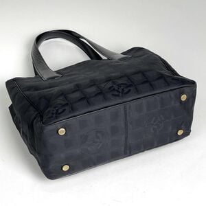 Chanel Travel Line