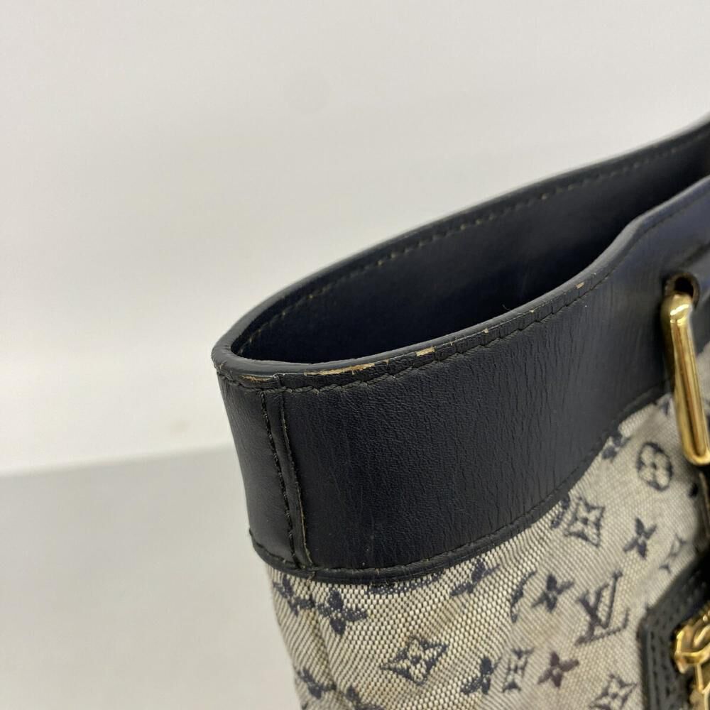 Louis Vuitton Lucille