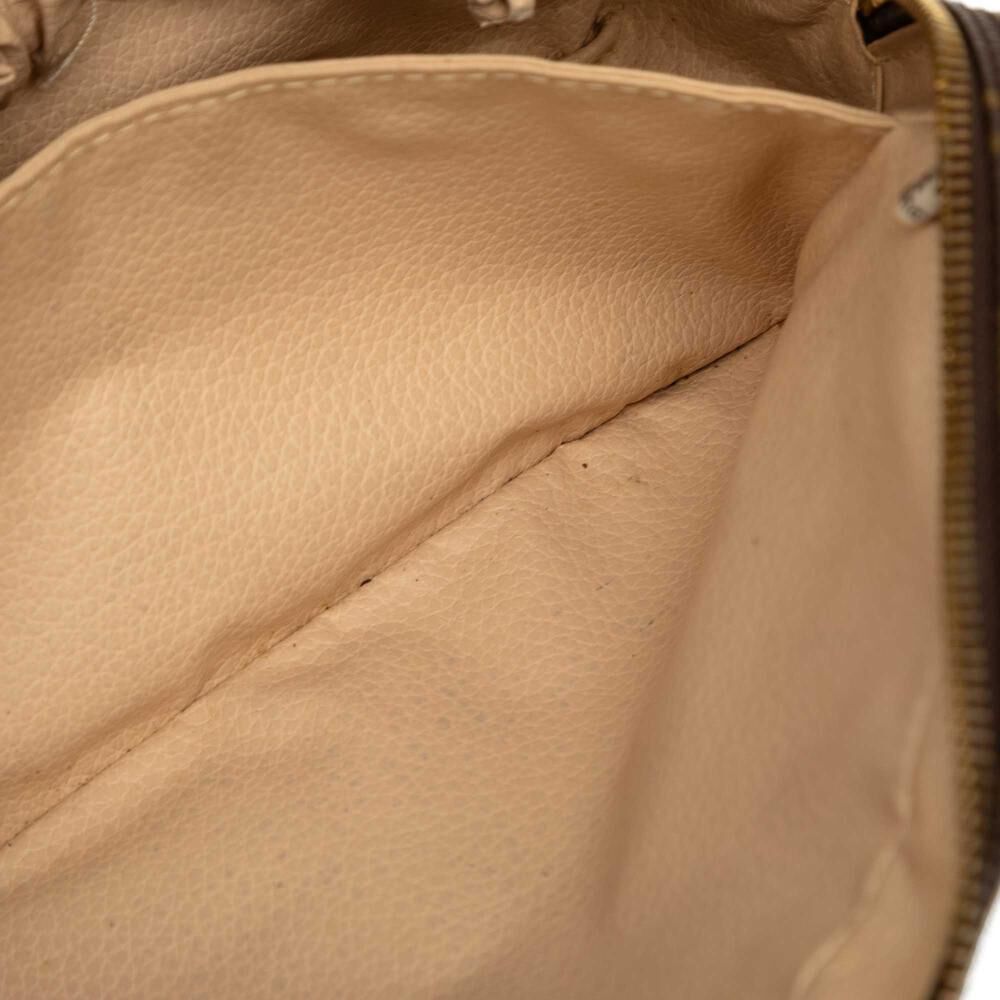 Louis Vuitton Trousse Toilette