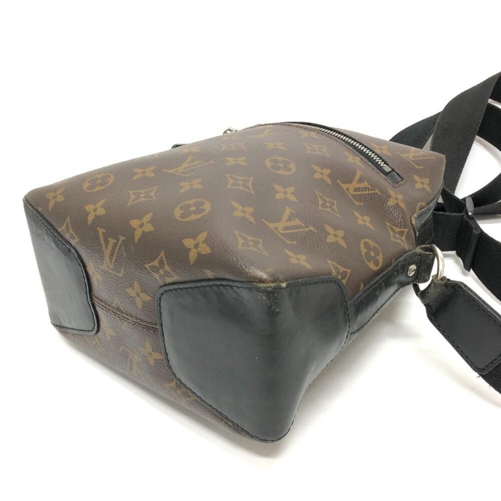 Louis Vuitton Crossbody Bag