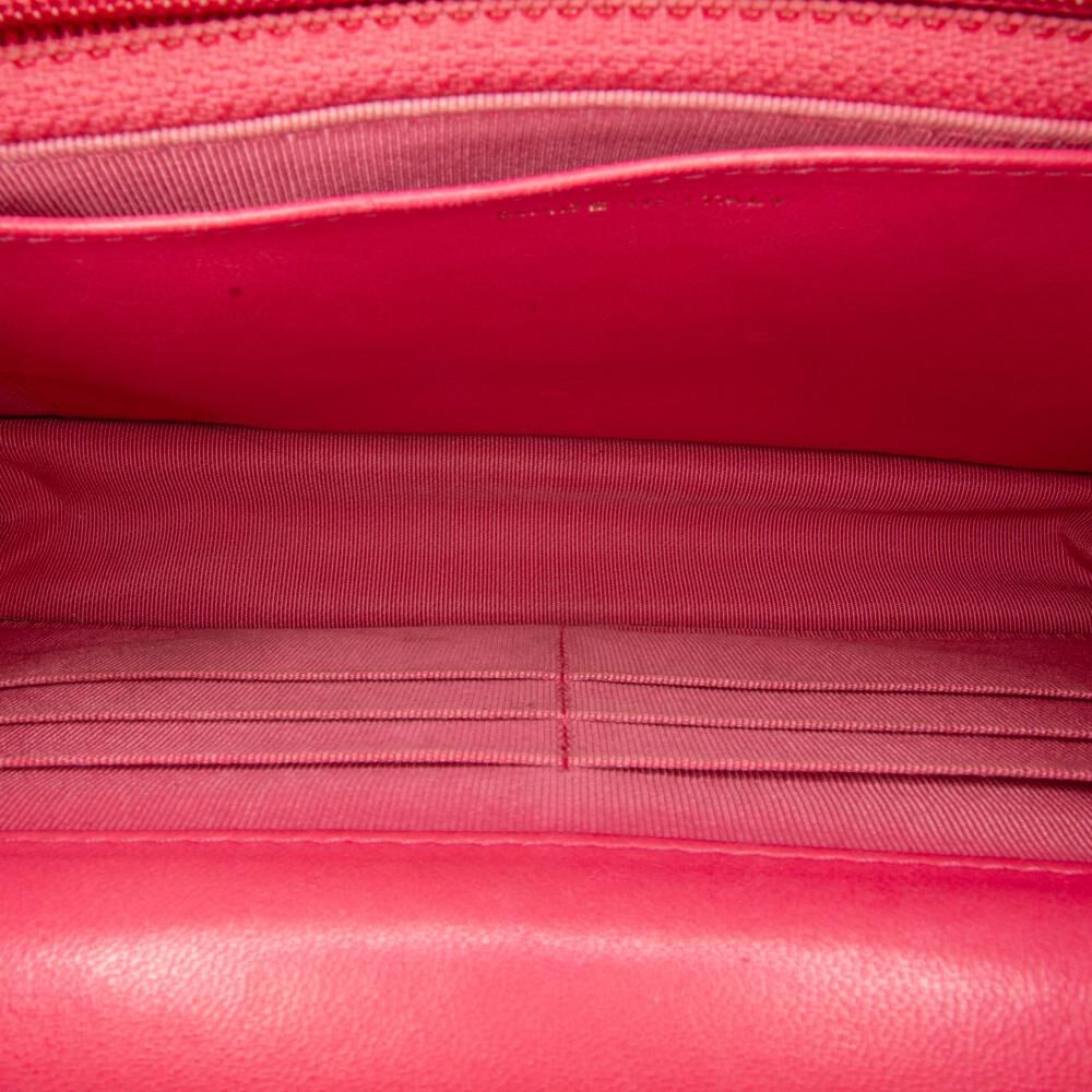 Chanel Wallet On Chain