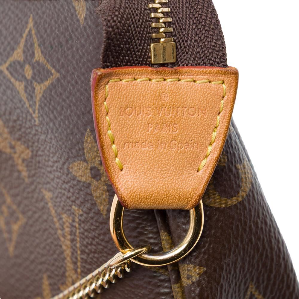 Louis Vuitton Pochette Accessoires