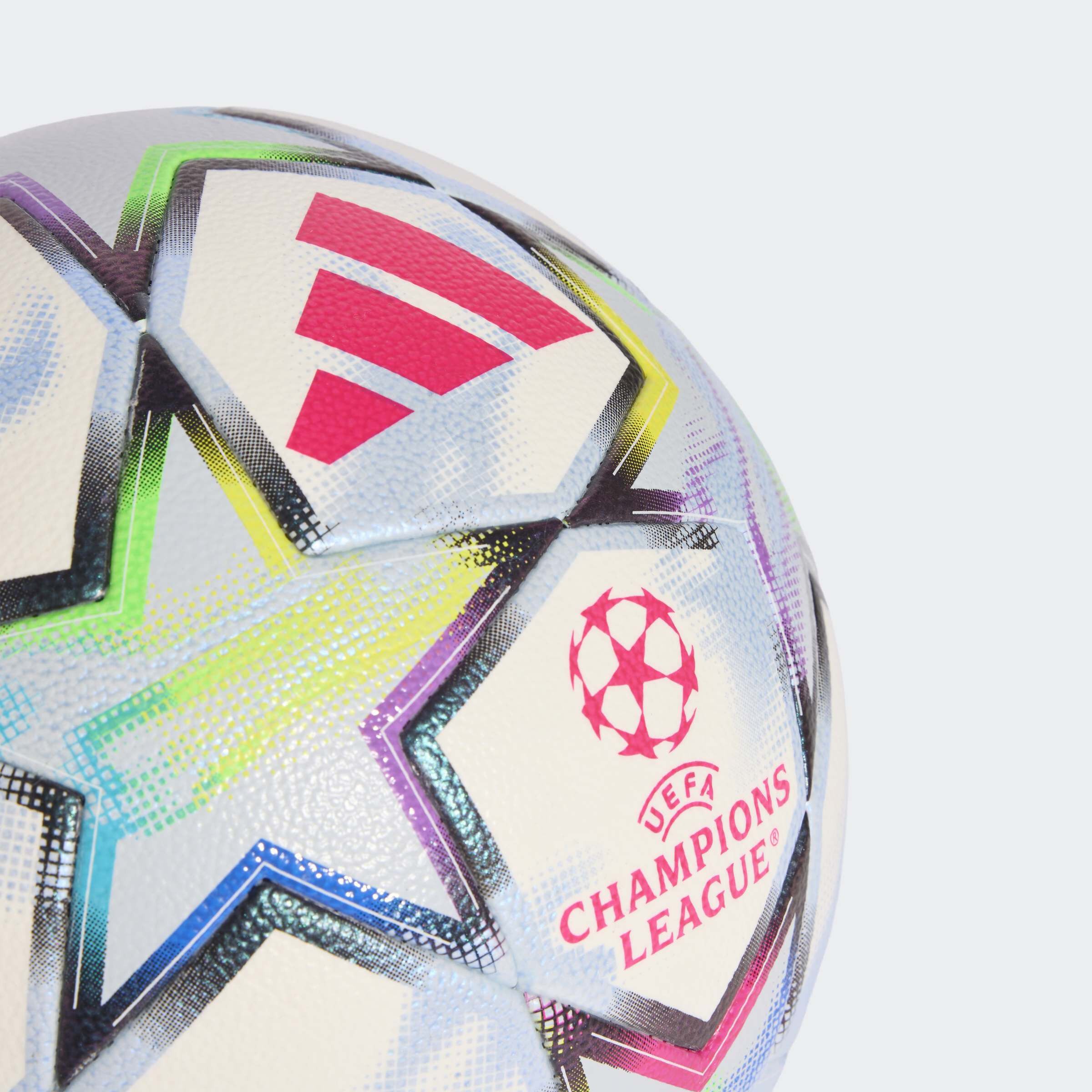 UCL COM