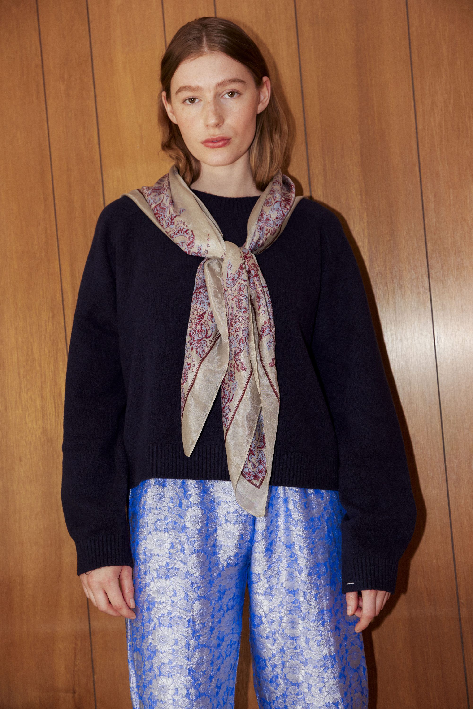 Nocturne Taby Sia Scarf