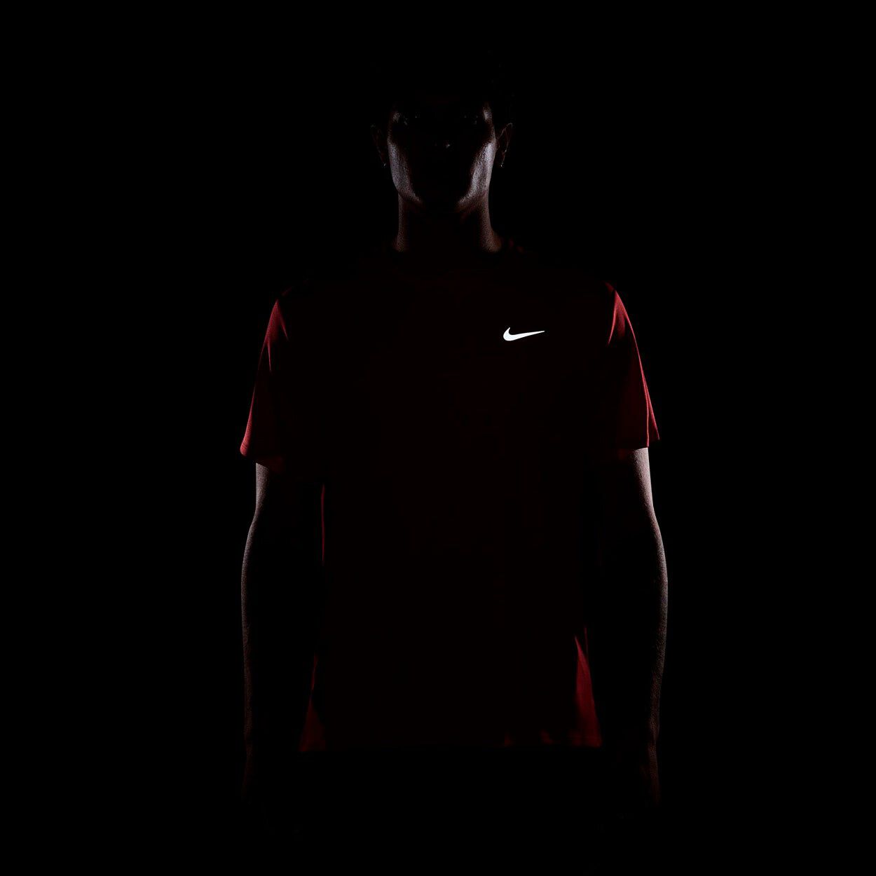 Miler Dri-Fit UV L&oslash;be T-shirt