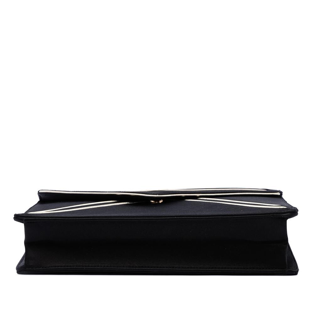 Yves Saint Laurent Shoulder Bag