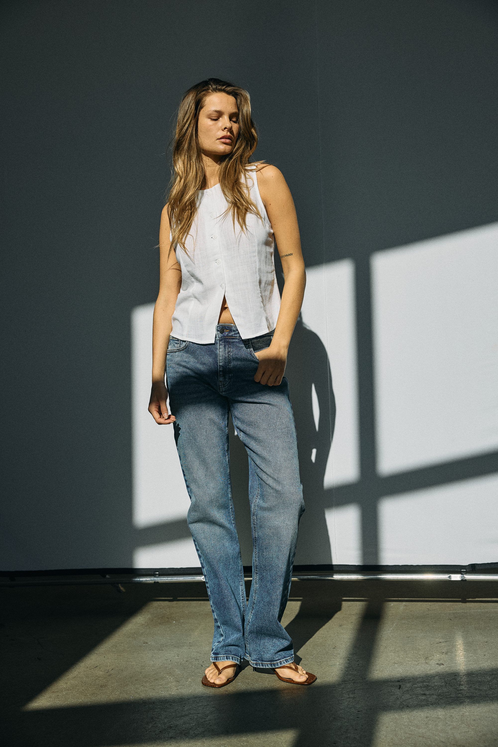 NMMONICA HW STRAIGHT JEAN AZ221DB N