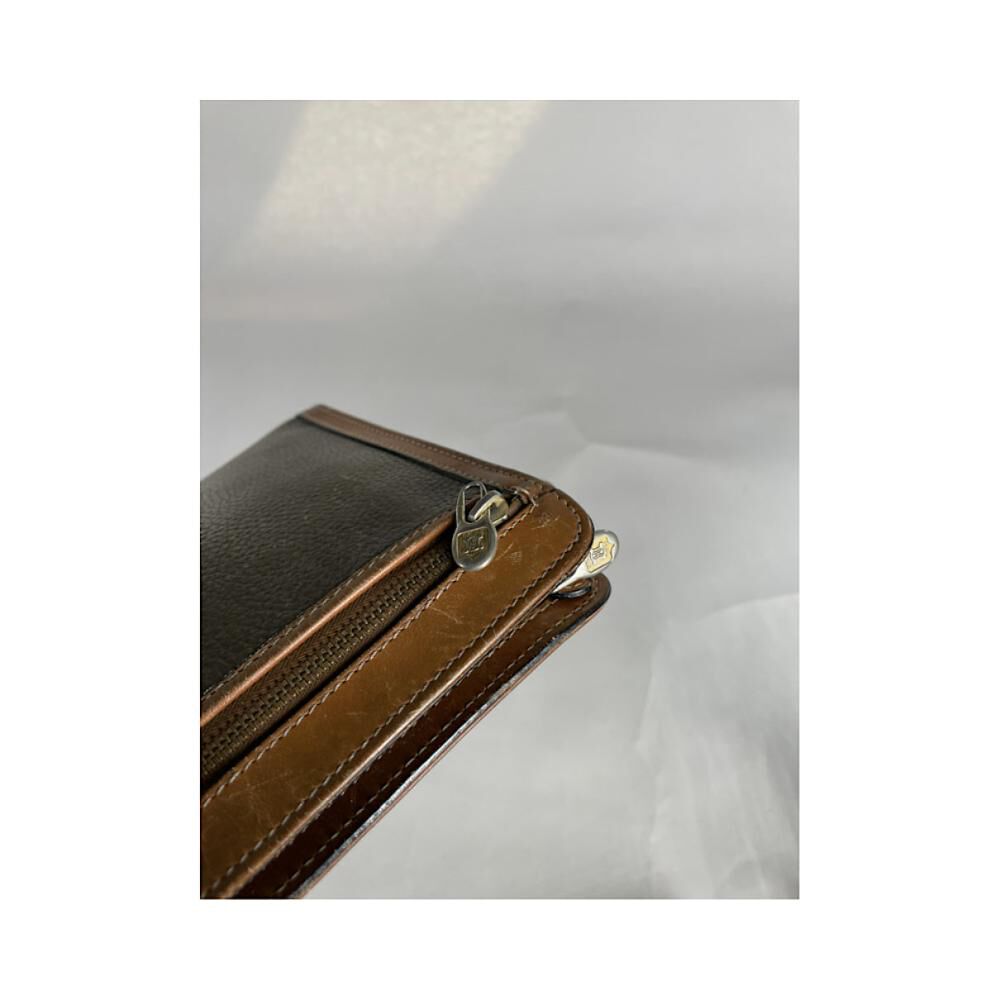 Celine Pouch