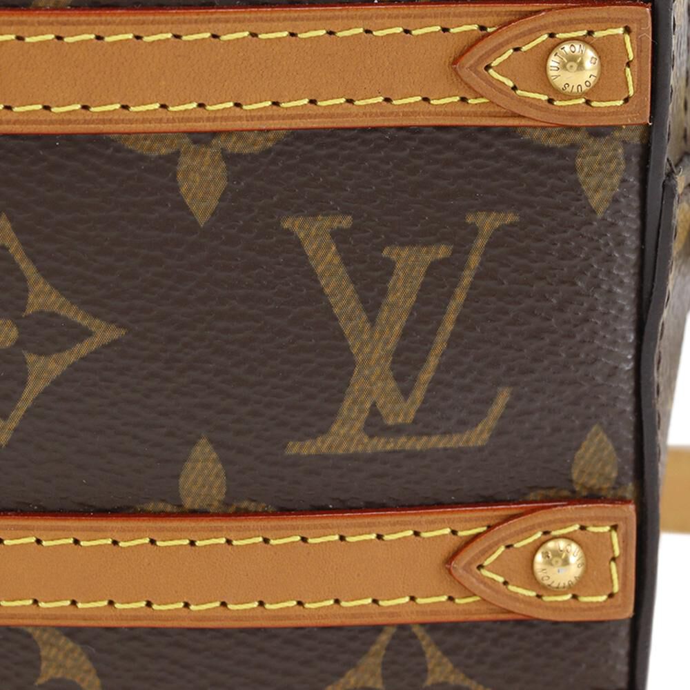 Louis Vuitton Clutch
