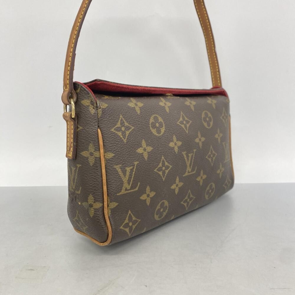 Louis Vuitton Recital