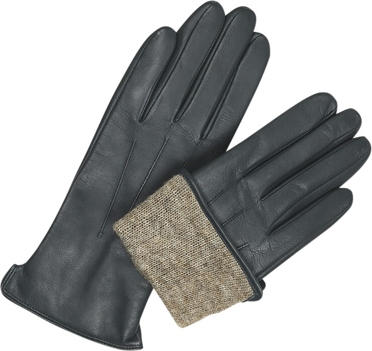 CariannaMBG Glove