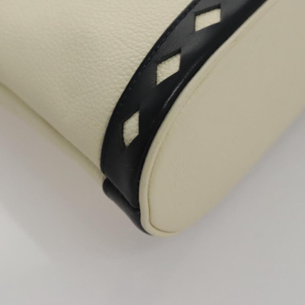 Yves Saint Laurent Handbag